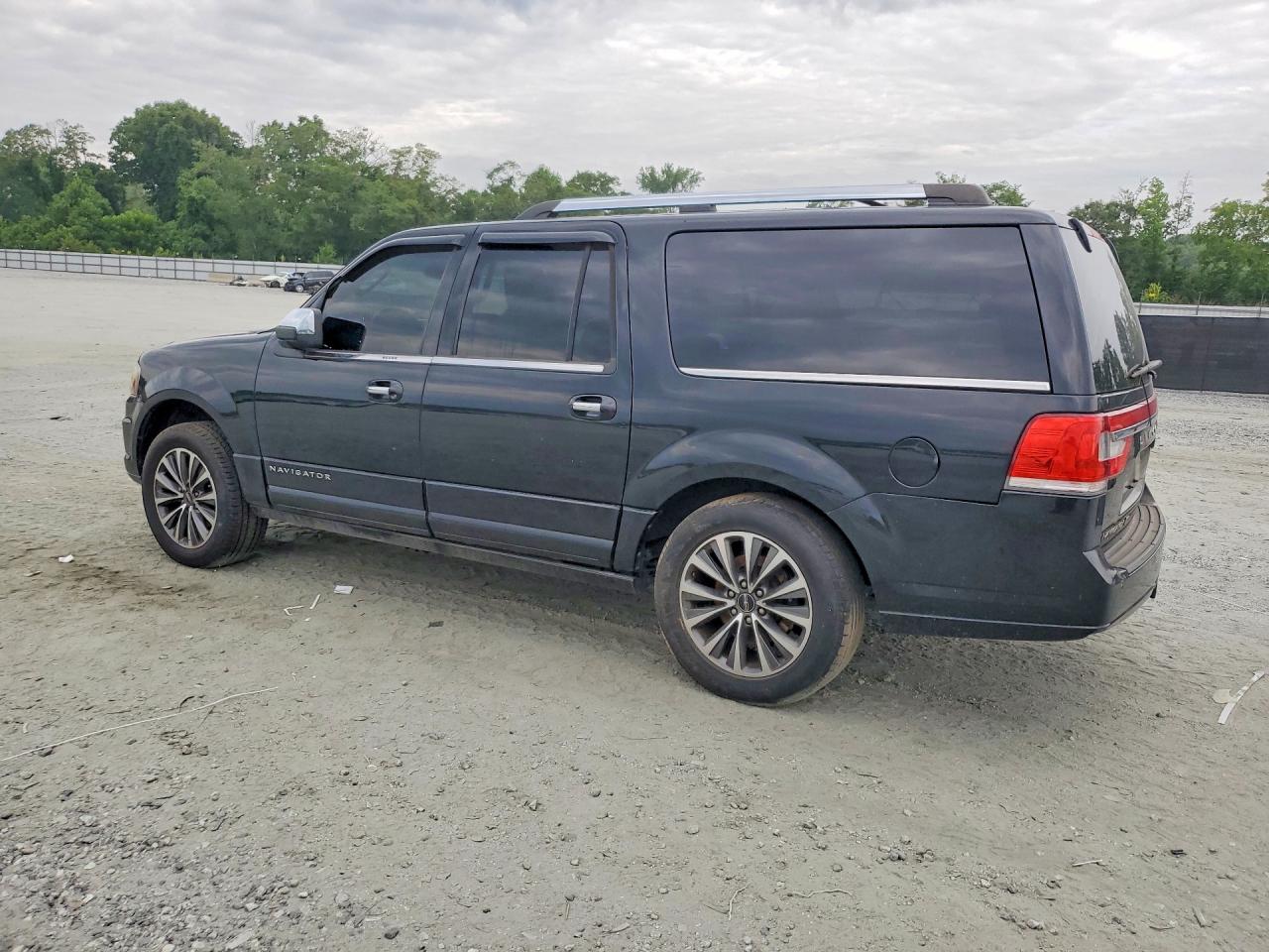 2015 Lincoln Navigator L Black vin: 5LMJJ3HT2FEJ02938