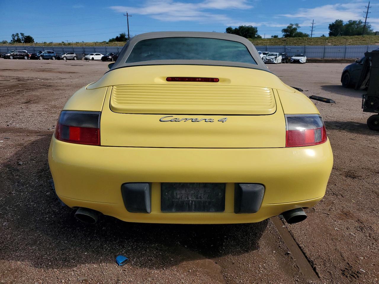 2000 Porsche 911 Carrera 2 Yellow vin: WP0CA2999YS650467