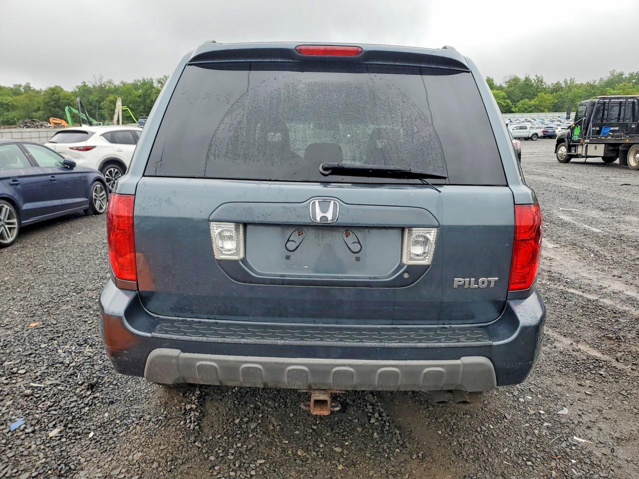 2005 Honda Pilot Ex Gray vin: 5FNYF18465B012791