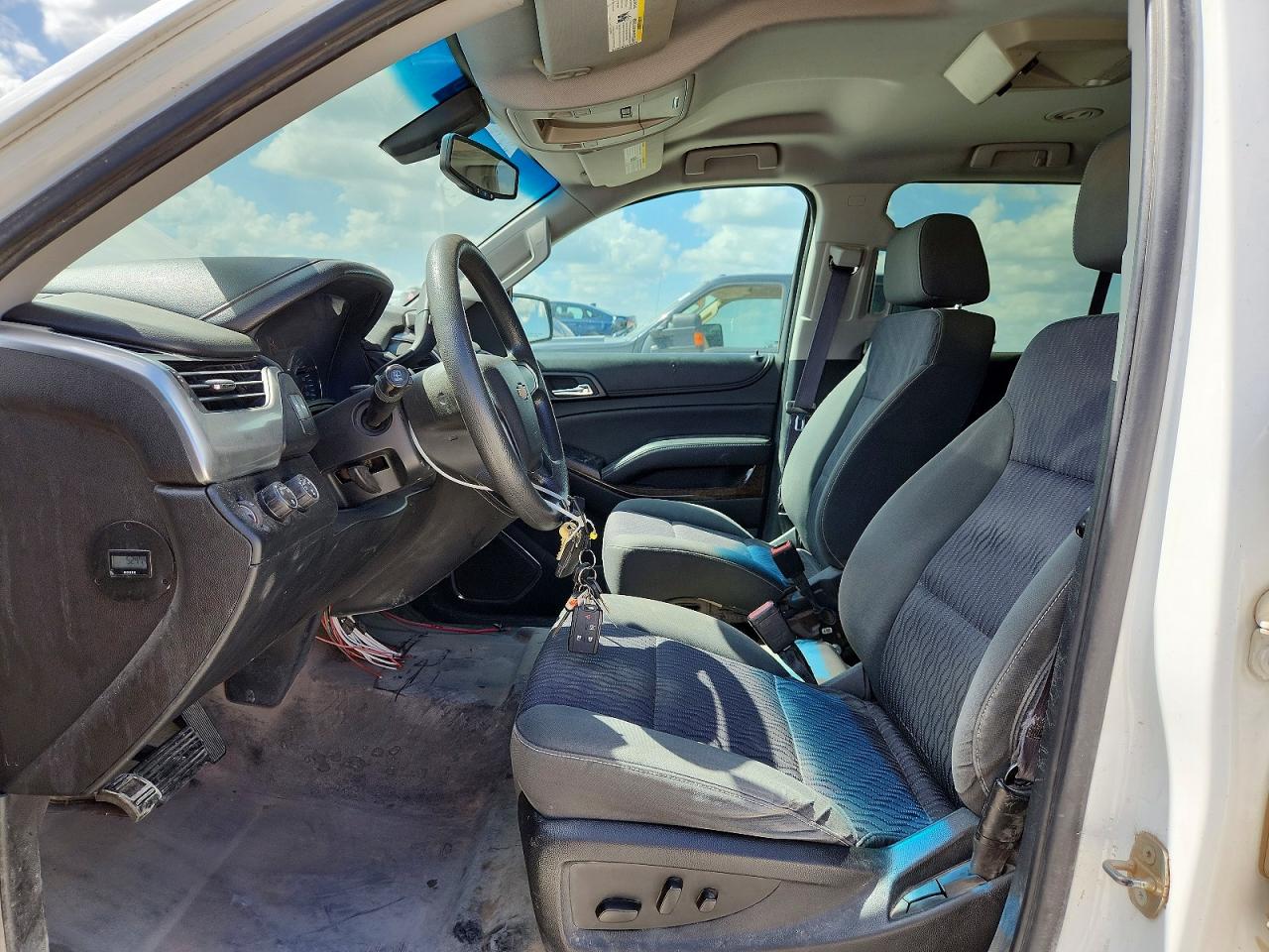 2015 Chevrolet Tahoe K1500 White vin: 1GNSK4EC5FR623154