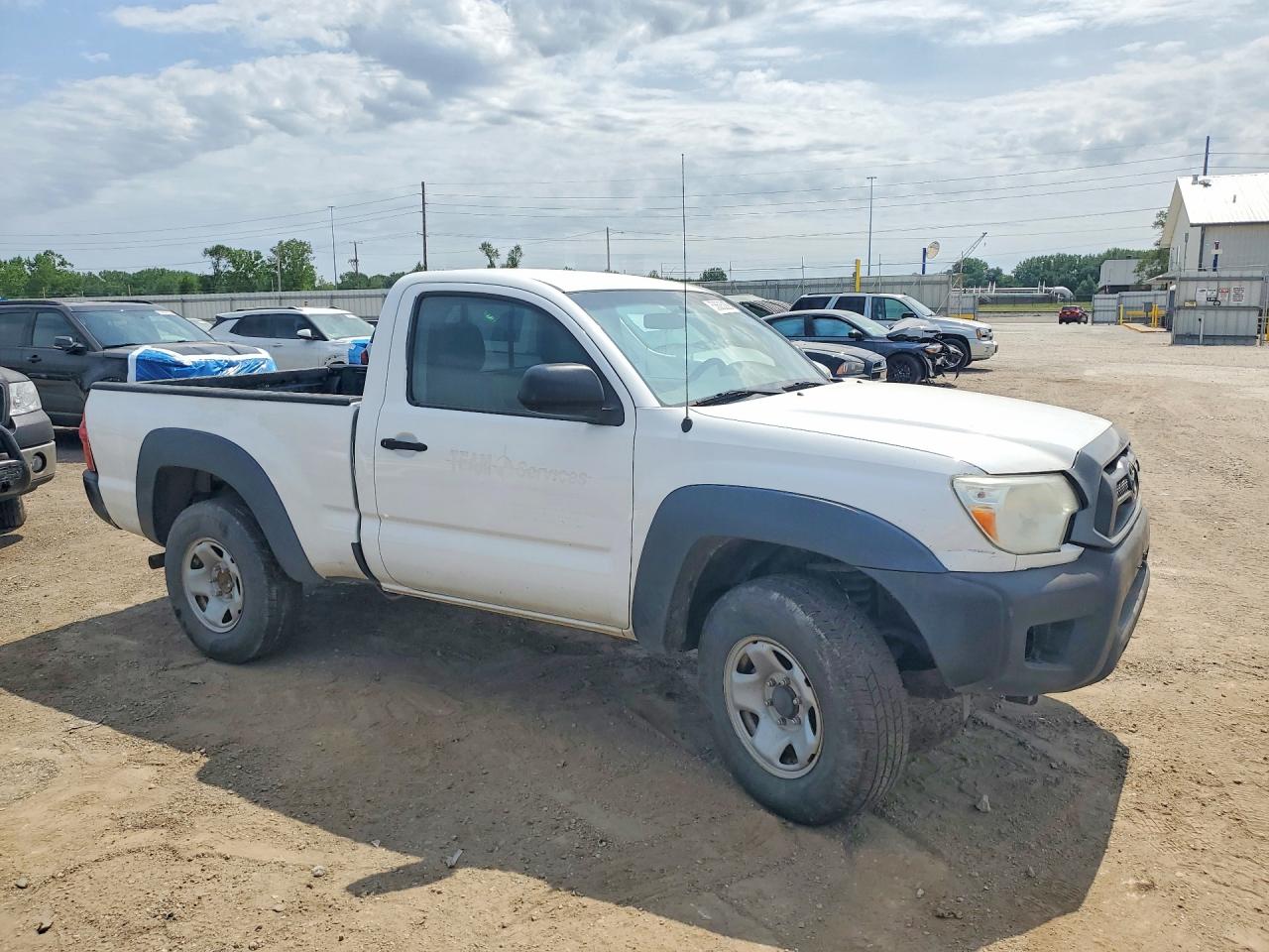 2012 Toyota Tacoma Base White vin: 5TFPX4EN8CX012737