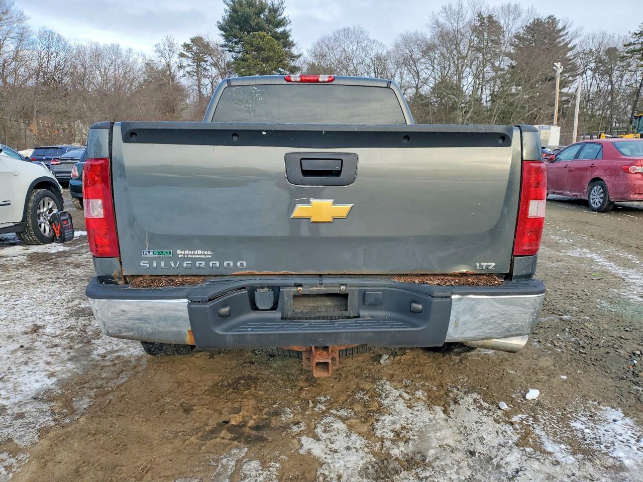 2011 Chevrolet Silverado K1500 Ltz Зеленый vin: 1GCRKTE3XBZ142408