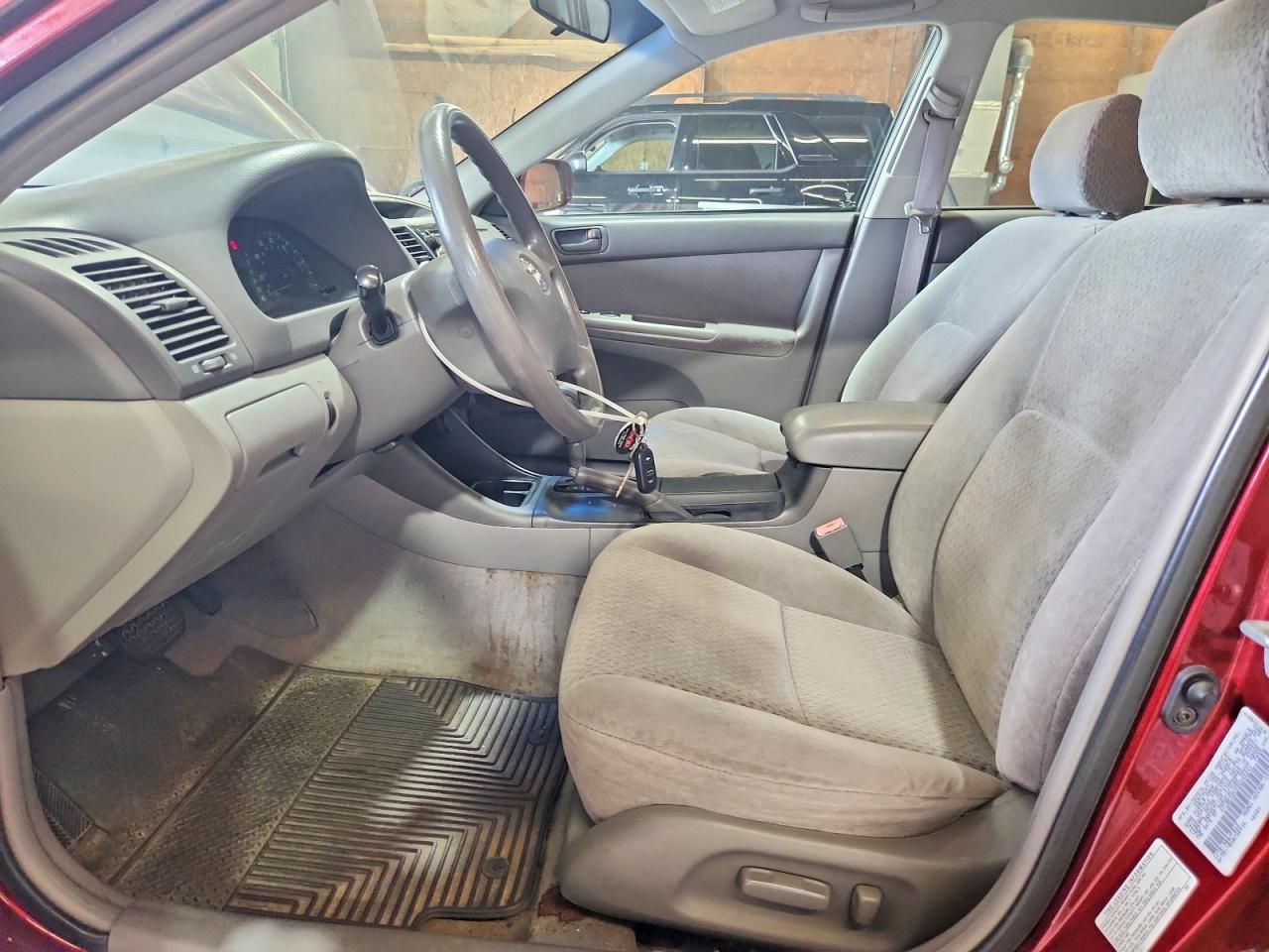 2003 Toyota Camry Le Burgundy vin: 4T1BE32K23U245241