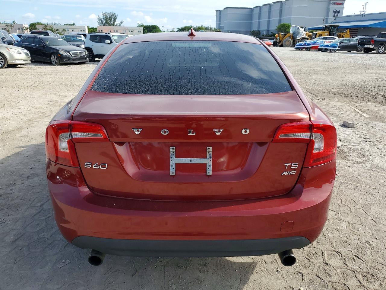 2013 Volvo S60 T5 Red vin: YV1612FH8D2205019