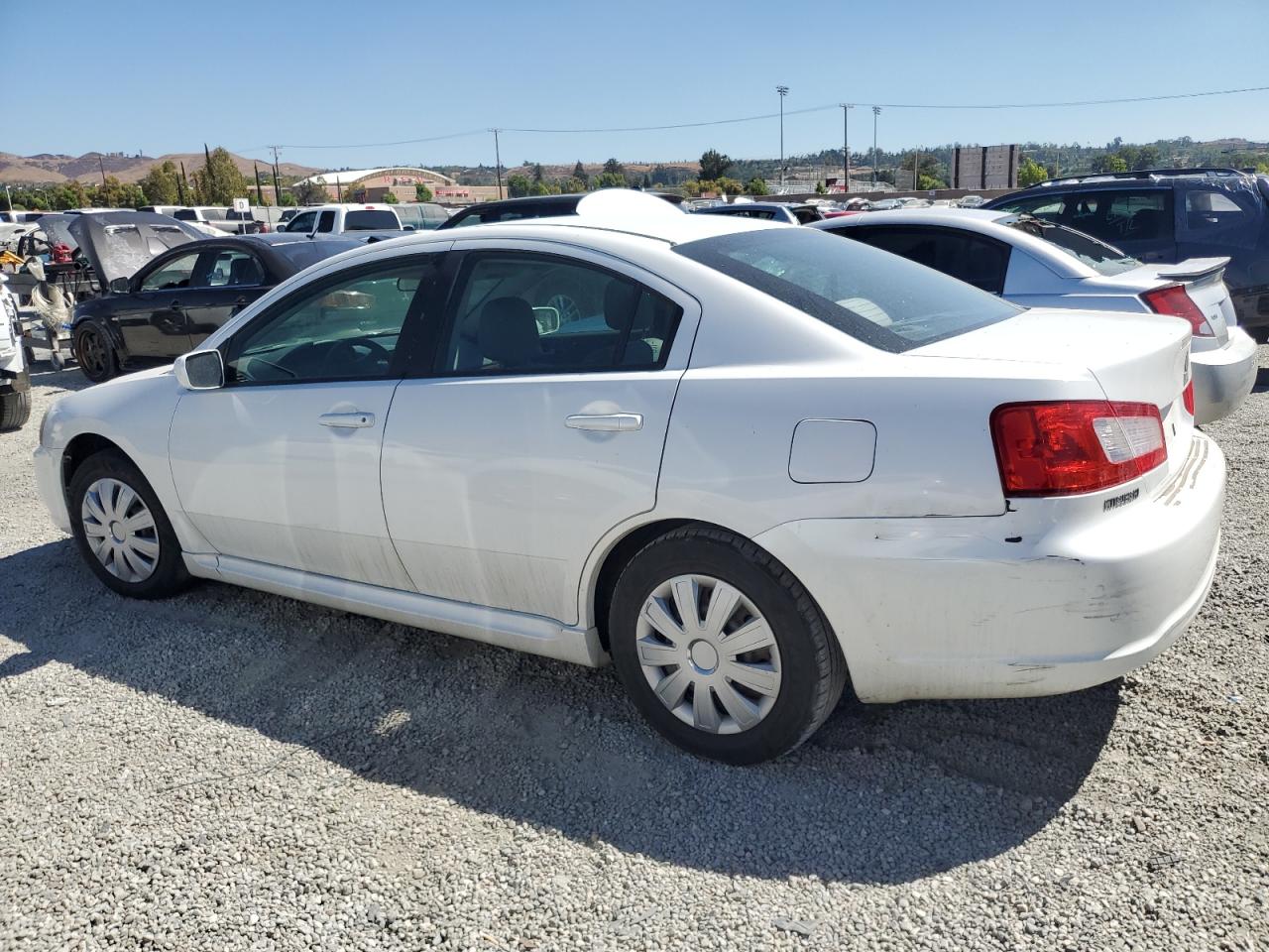 2010 Mitsubishi Galant Es White vin: 4A32B3FF5AE013005