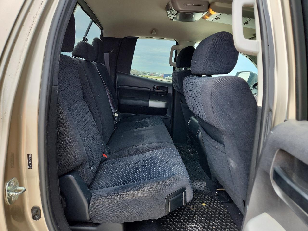 2008 Toyota Tundra Sr5 Tan vin: 5TFRV54158X044720