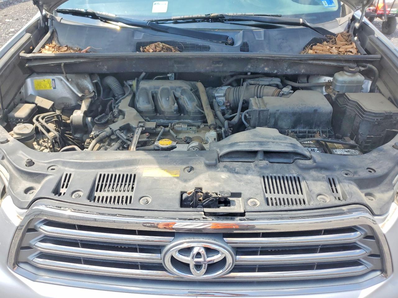 2008 Toyota Highlander Sport Серебряный vin: JTEES43A282025098