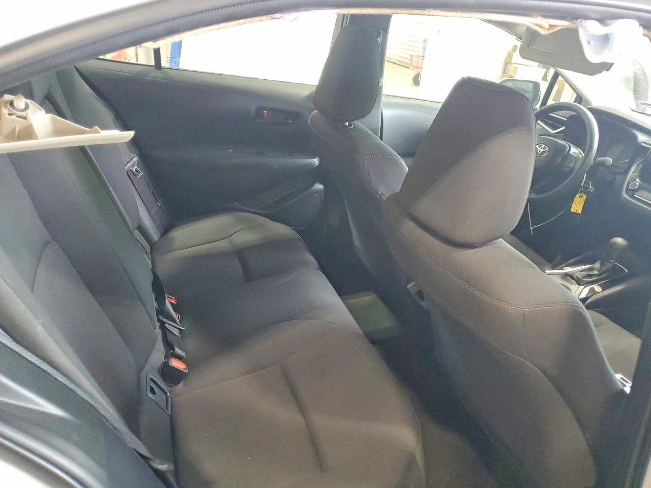 2024 Toyota Corolla Le White vin: 5YFB4MDEXRP181671