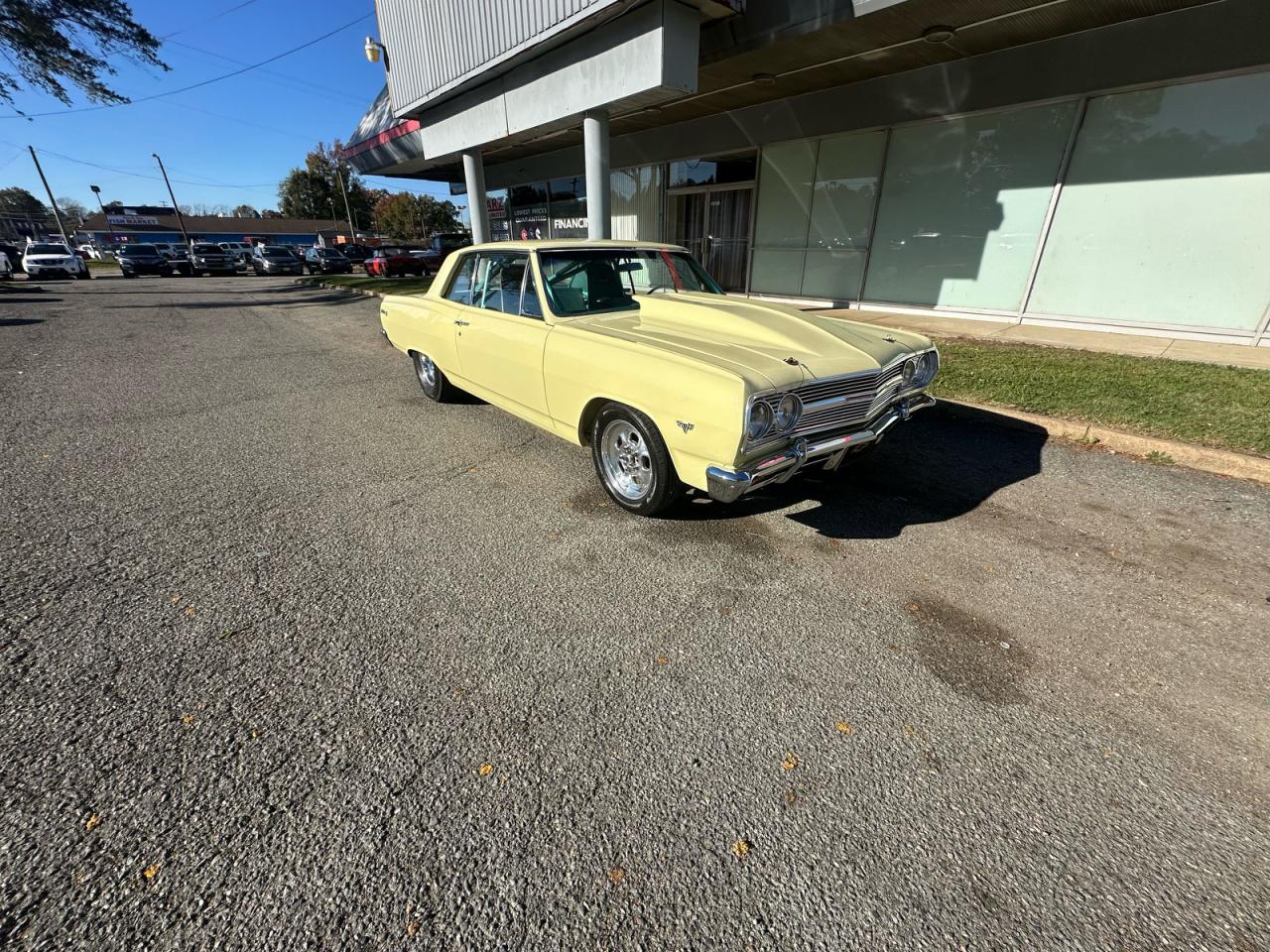 1965 Chevrolet Malibu Кремовый vin: 135375Z111469