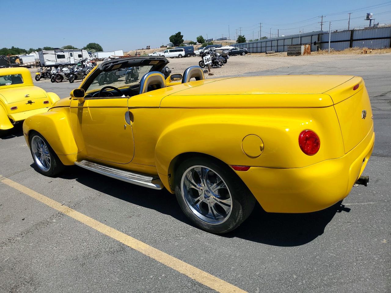 2004 Chevrolet Ssr Желтый vin: 1GCES14P74B105612