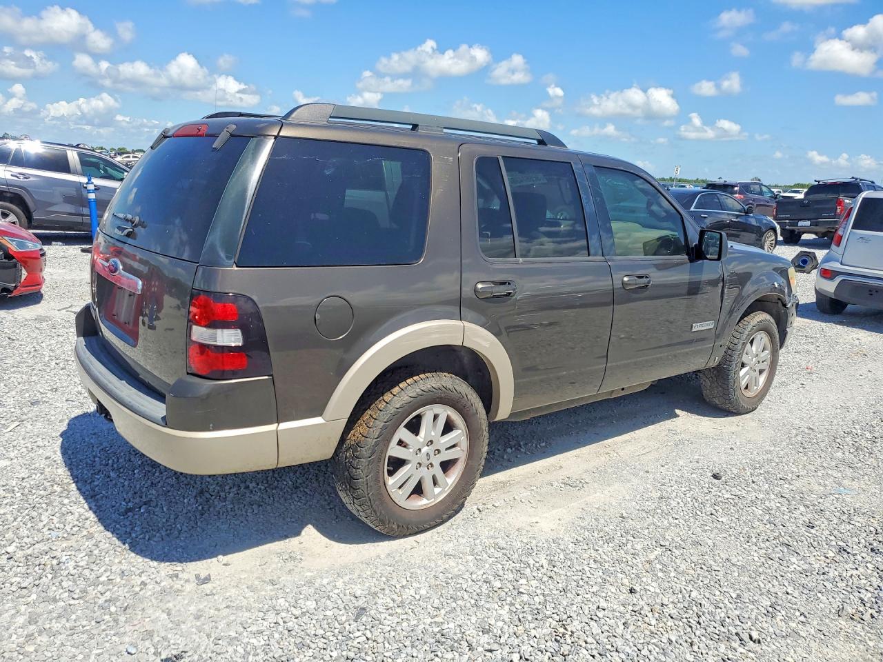 2008 Ford Explorer Eddie Bauer Green vin: 1FMEU64E08UA11034