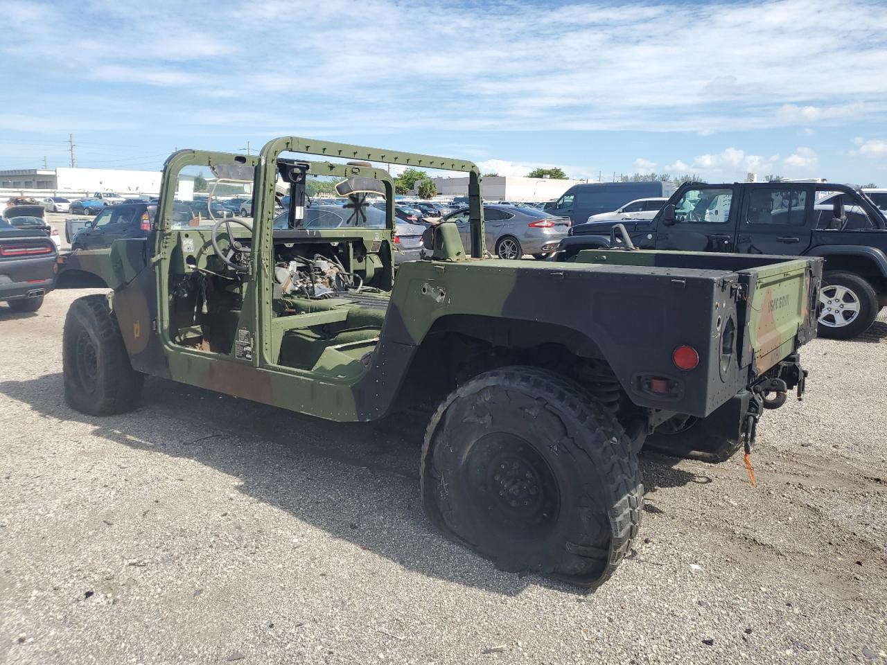 2000 Hummer H1 Green vin: 188740