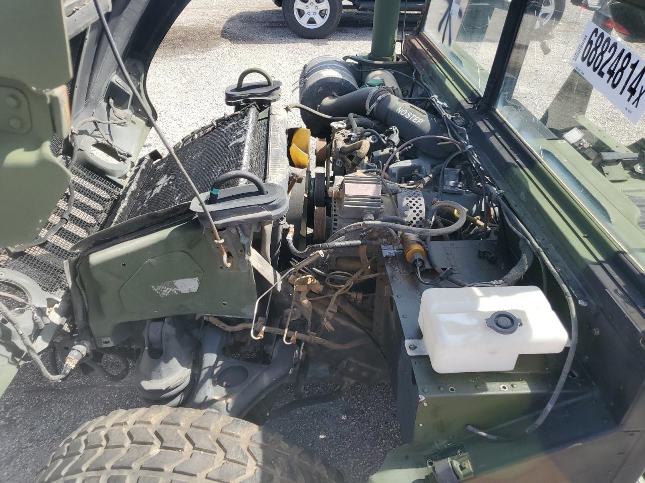 2000 Hummer H1 Green vin: 188740