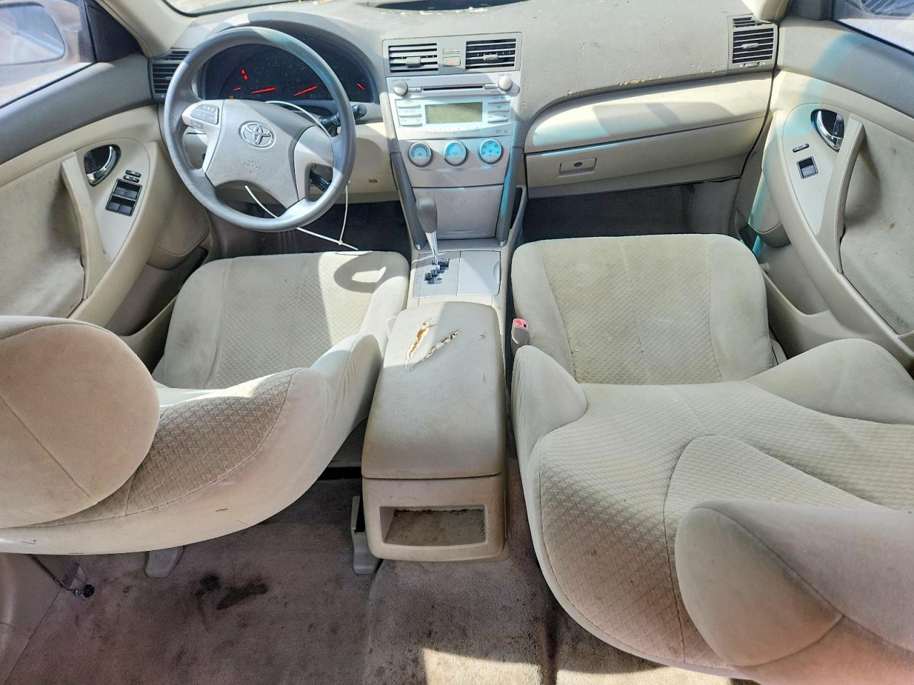 2007 Toyota Camry Le Gold vin: 4T1BE46K77U121584