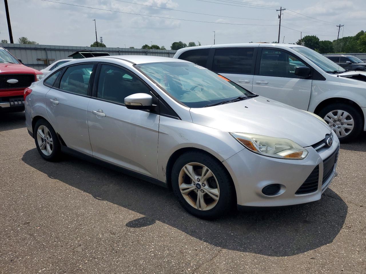 2014 Ford Focus Se Silver vin: 1FADP3F29EL441628