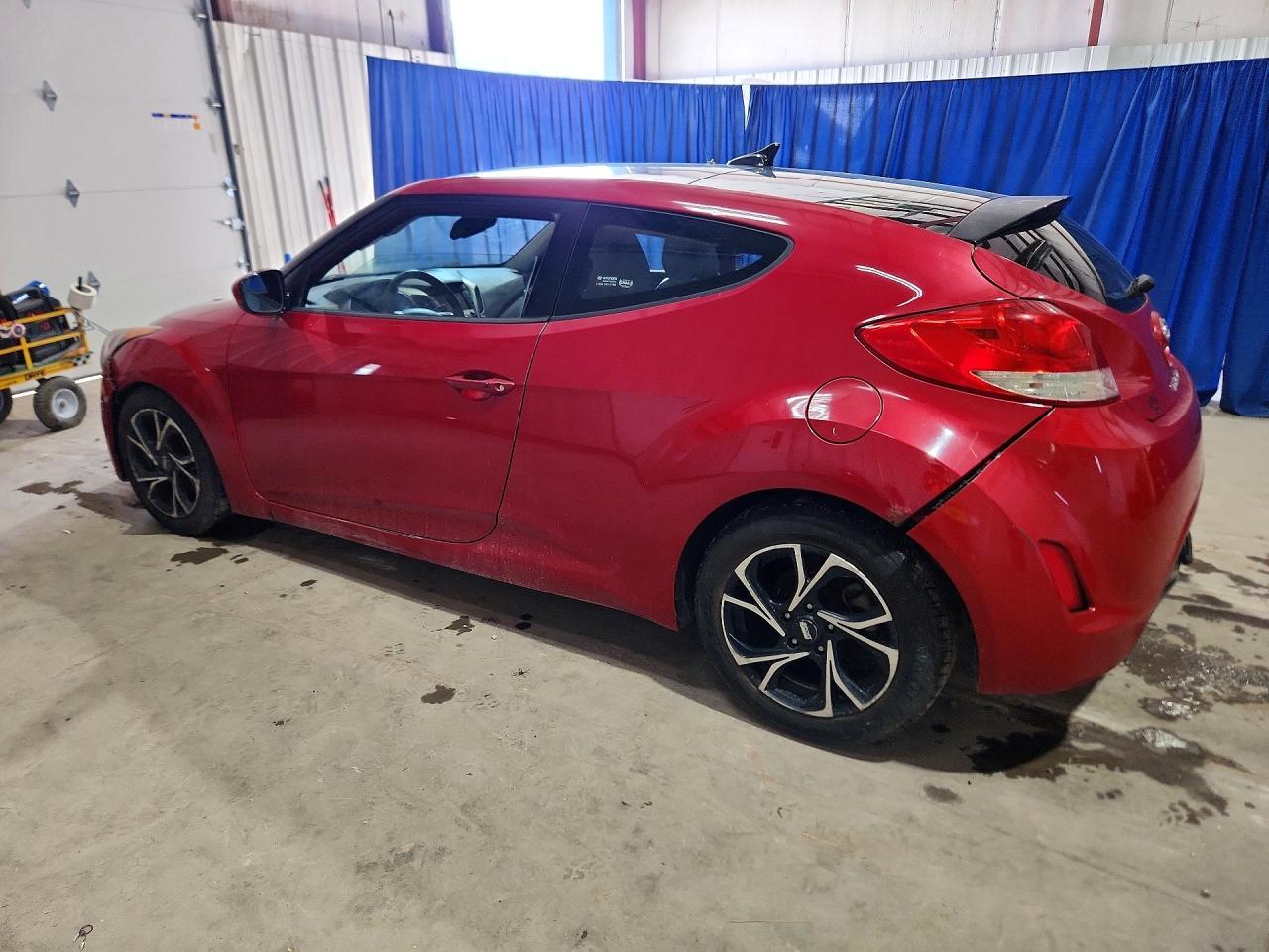 2012 Hyundai Veloster Base Red vin: KMHTC6AD9CU051580