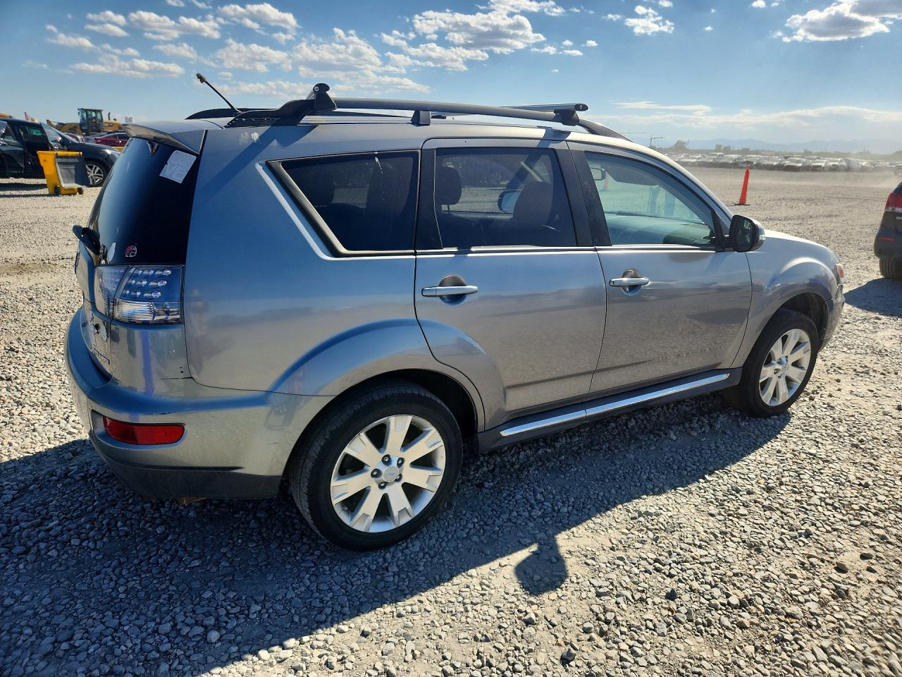 2013 Mitsubishi Outlander Se White vin: JA4AS3AW0DU003833