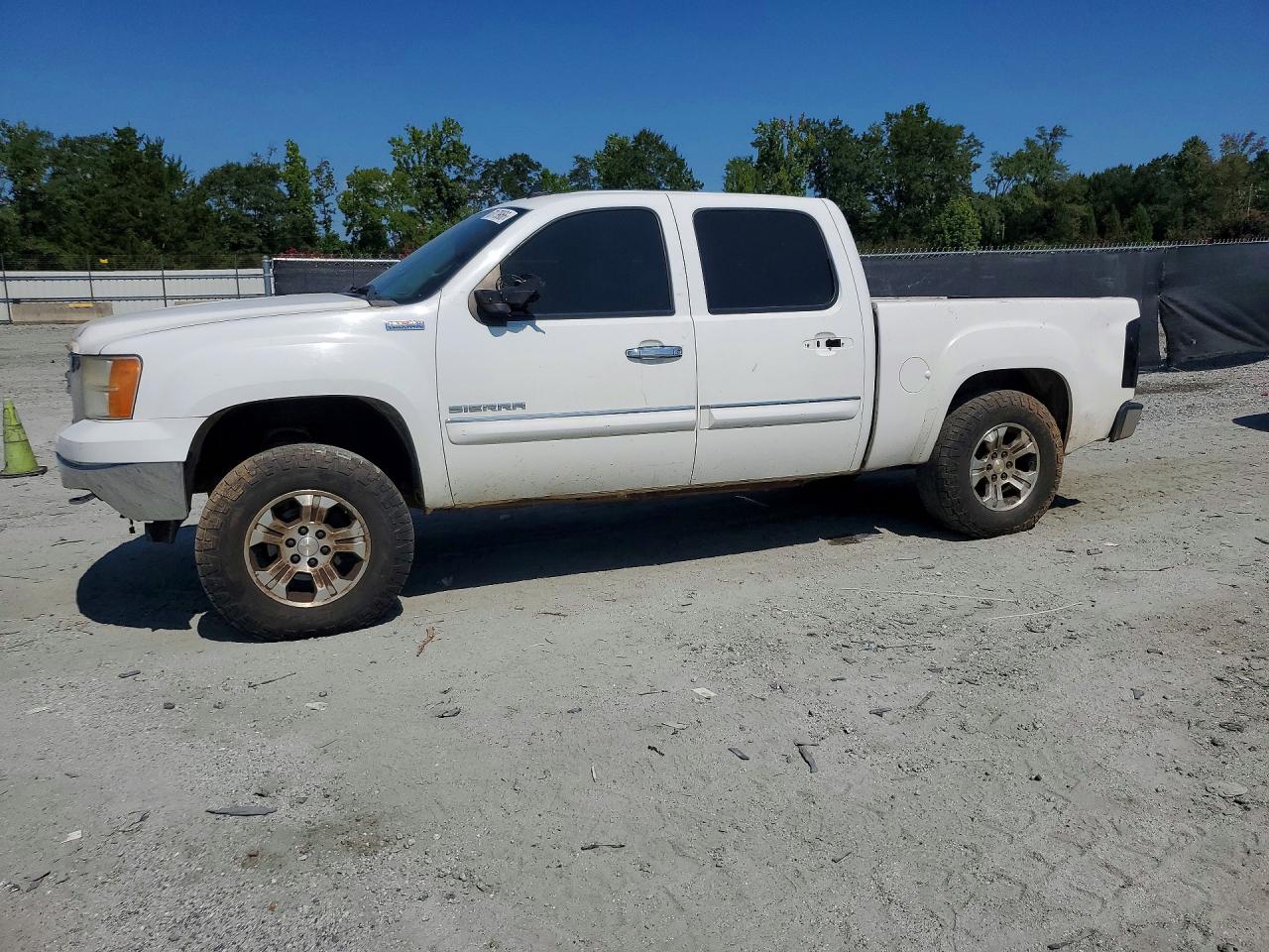 2011 Gmc Sierra K1500 Sle White vin: 3GTP2VE34BG103431