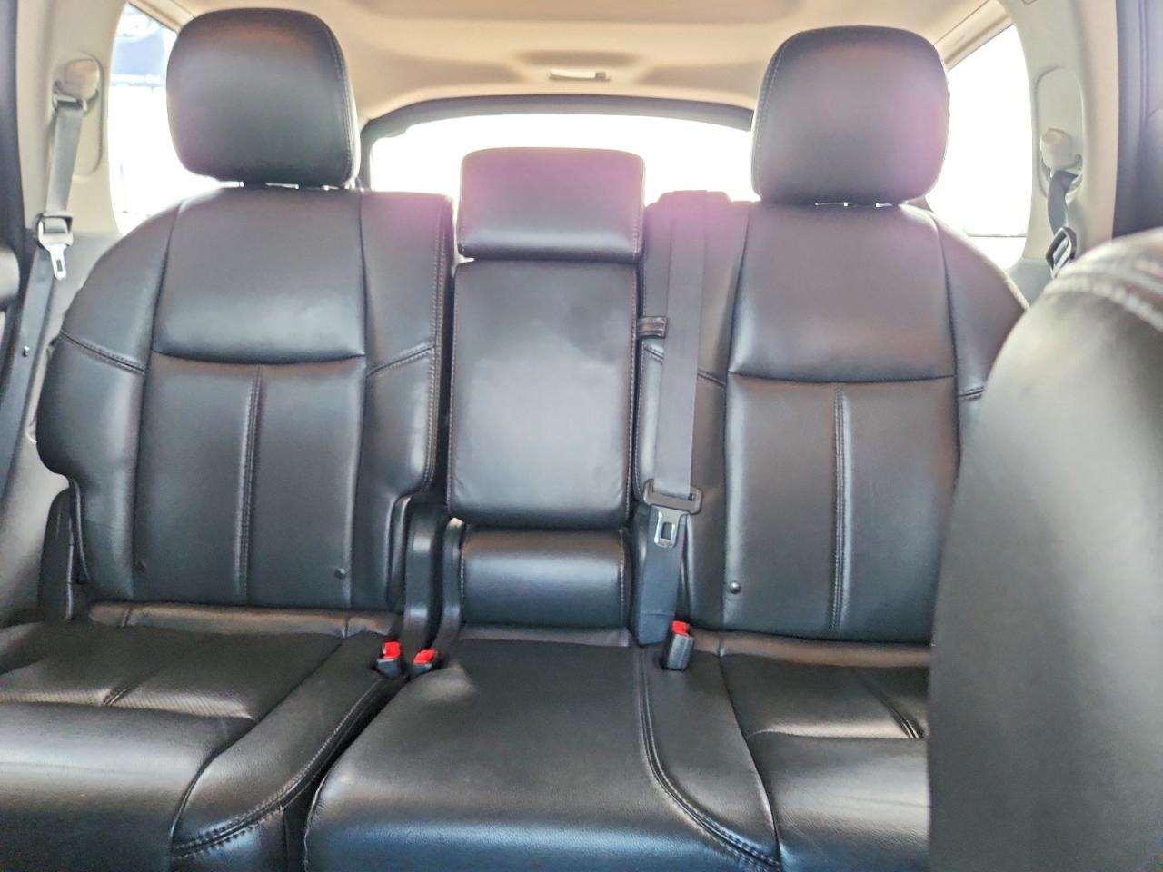 2014 Nissan Pathfinder S Red vin: 5N1AR2MM3EC610589