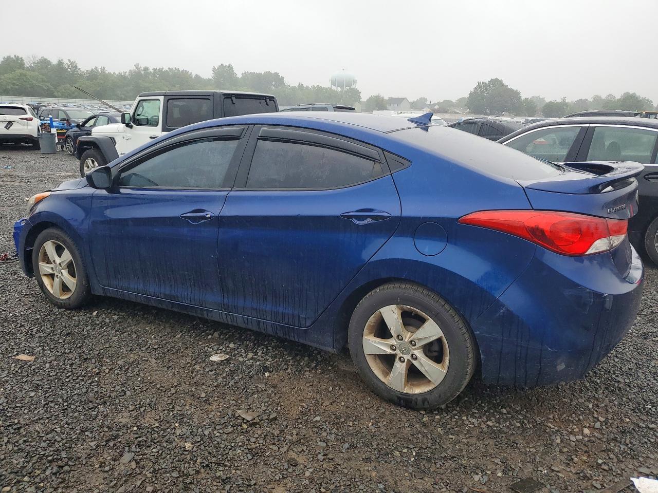 2013 Hyundai Elantra Gls Blue vin: KMHDH4AE2DU868183