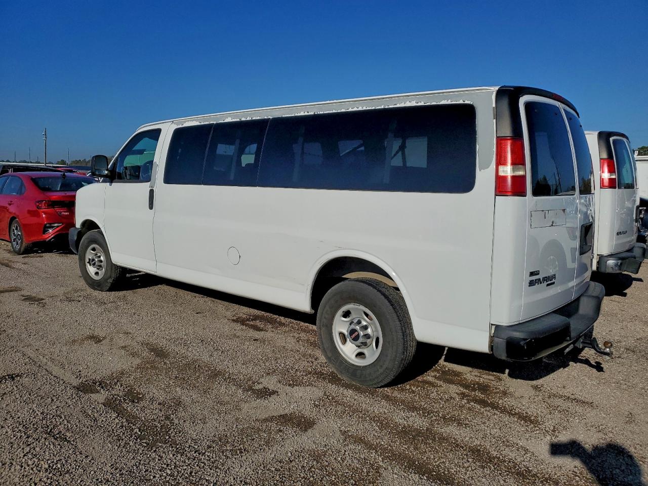 2010 Gmc Savana G3500 Ls Белый vin: 1GJ2GZDG1A1184224