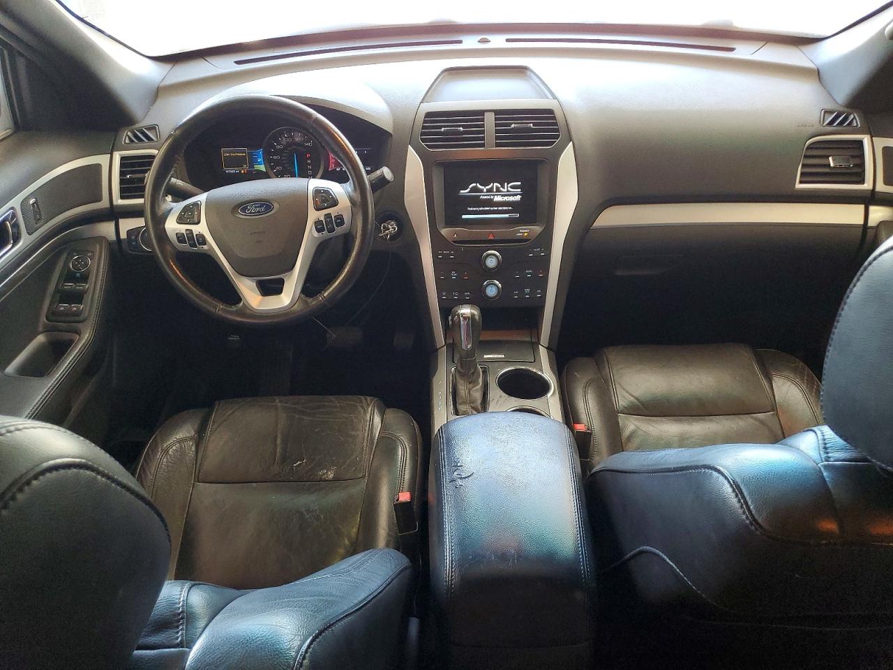 2012 Ford Explorer Xlt White vin: 1FMHK7D83CGA20272