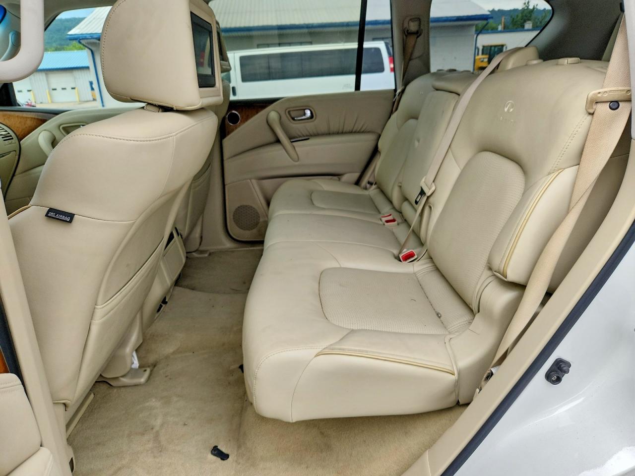 2012 Infiniti Qx56 Base White vin: JN8AZ2NCXC9316342