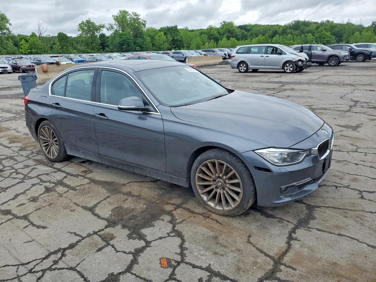2013 Bmw 328 Xi Sulev Gray vin: WBA3B5C59DF138941