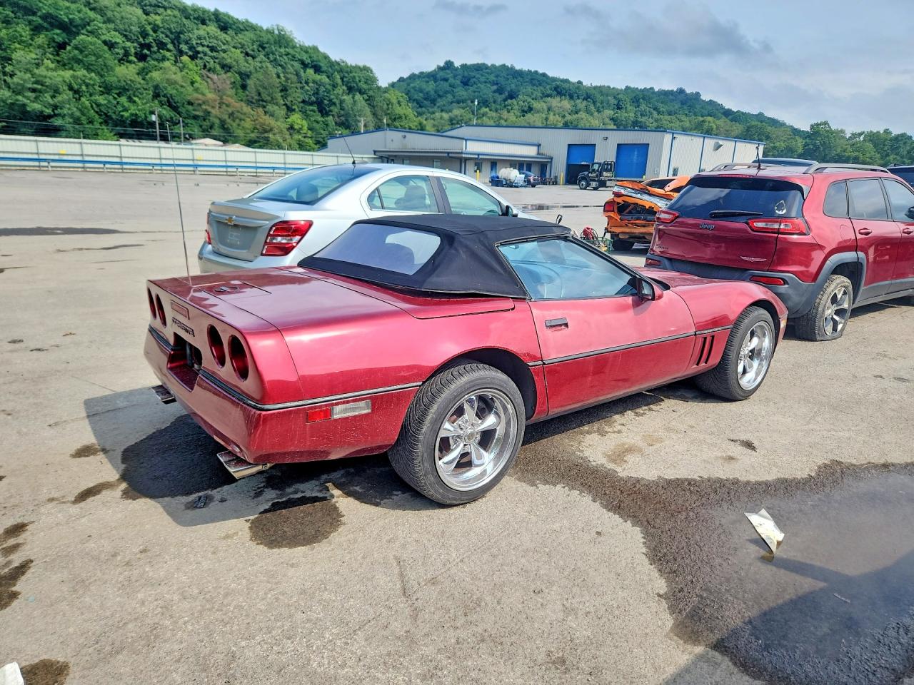1990 Chevrolet Corvette Red vin: 1G1YY3384L5116574