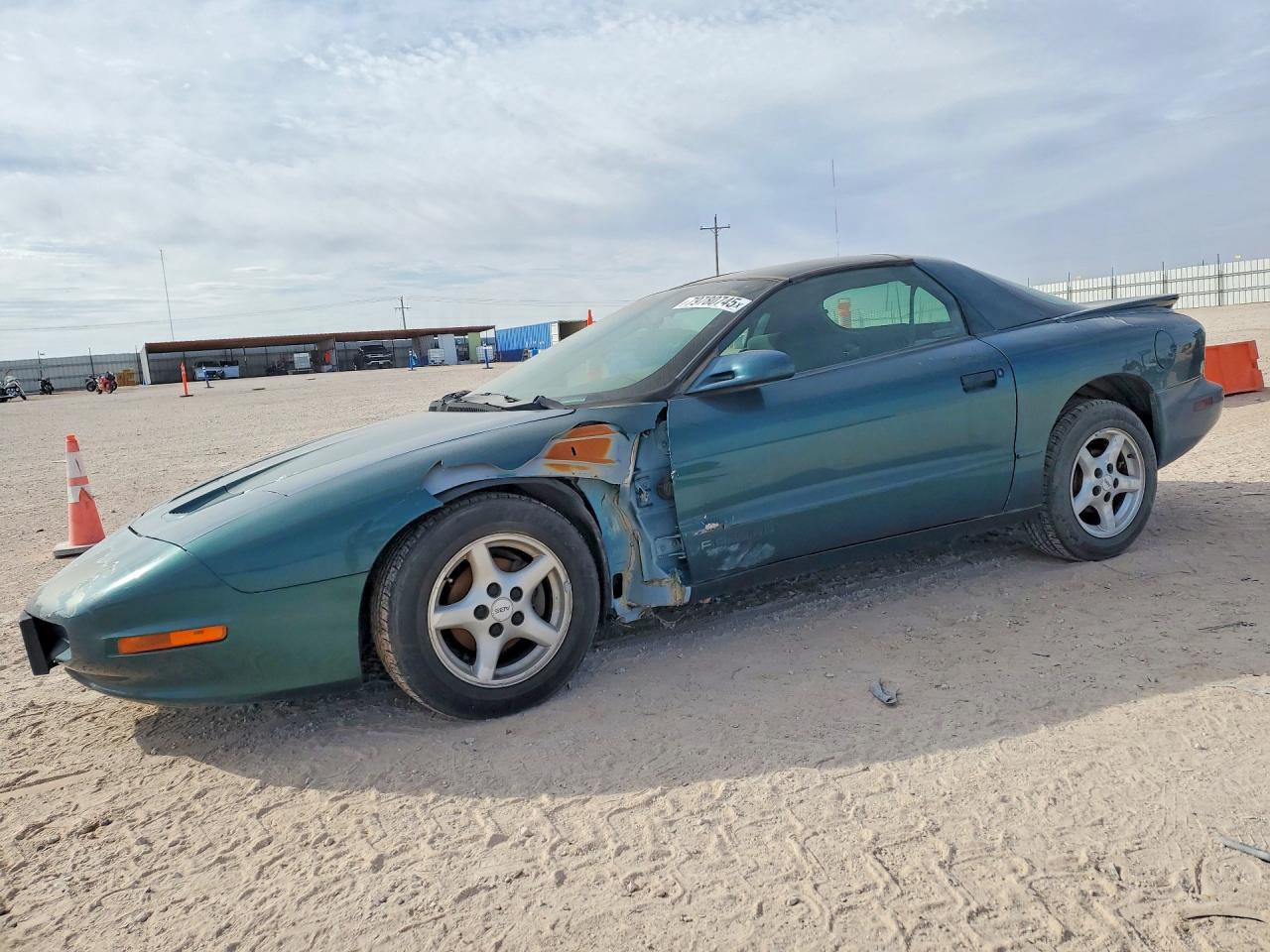 1997 Pontiac Firebird Green vin: 2G2FS22K9V2208483