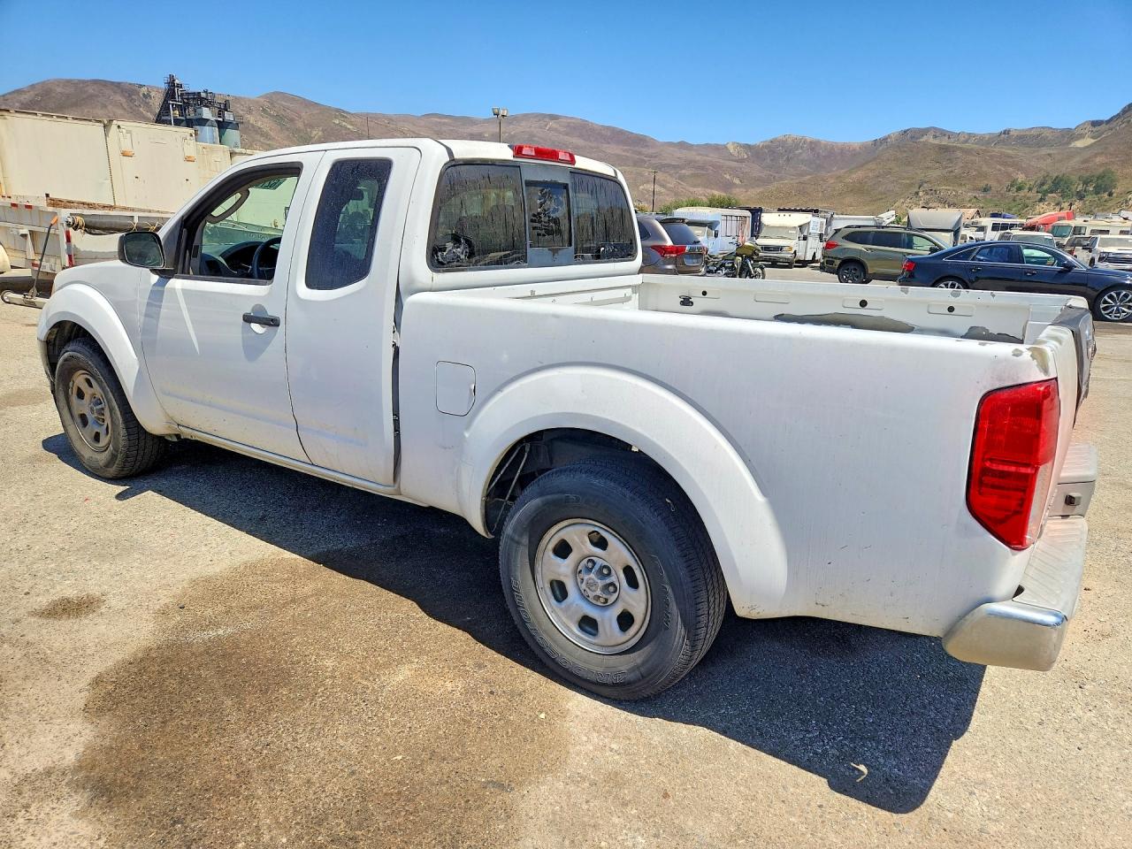2010 Nissan Frontier Xe White vin: 1N6BD0CT3AC435532