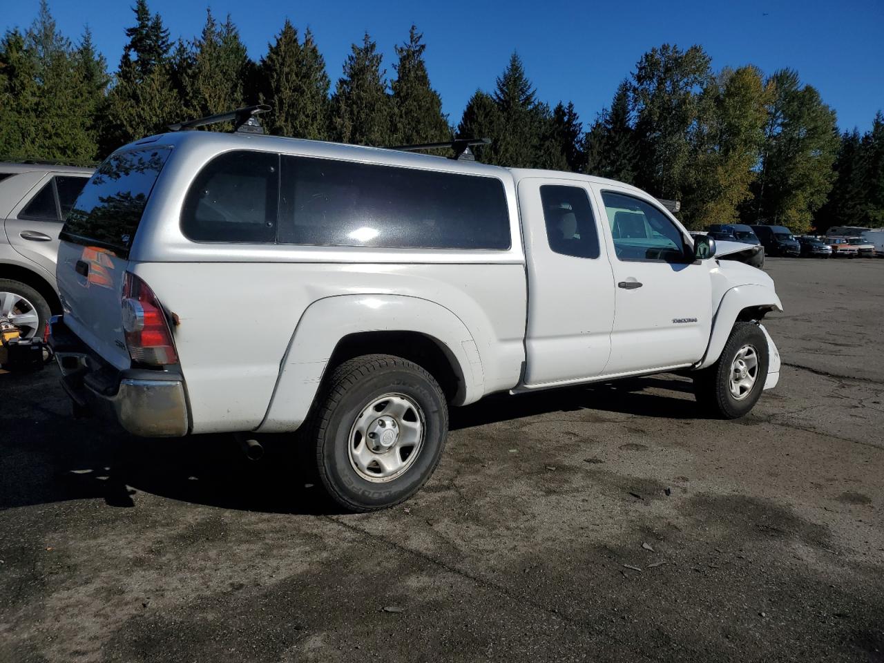 2011 Toyota Tacoma Prerunner Access Cab White vin: 5TFTU4GN1BX002456