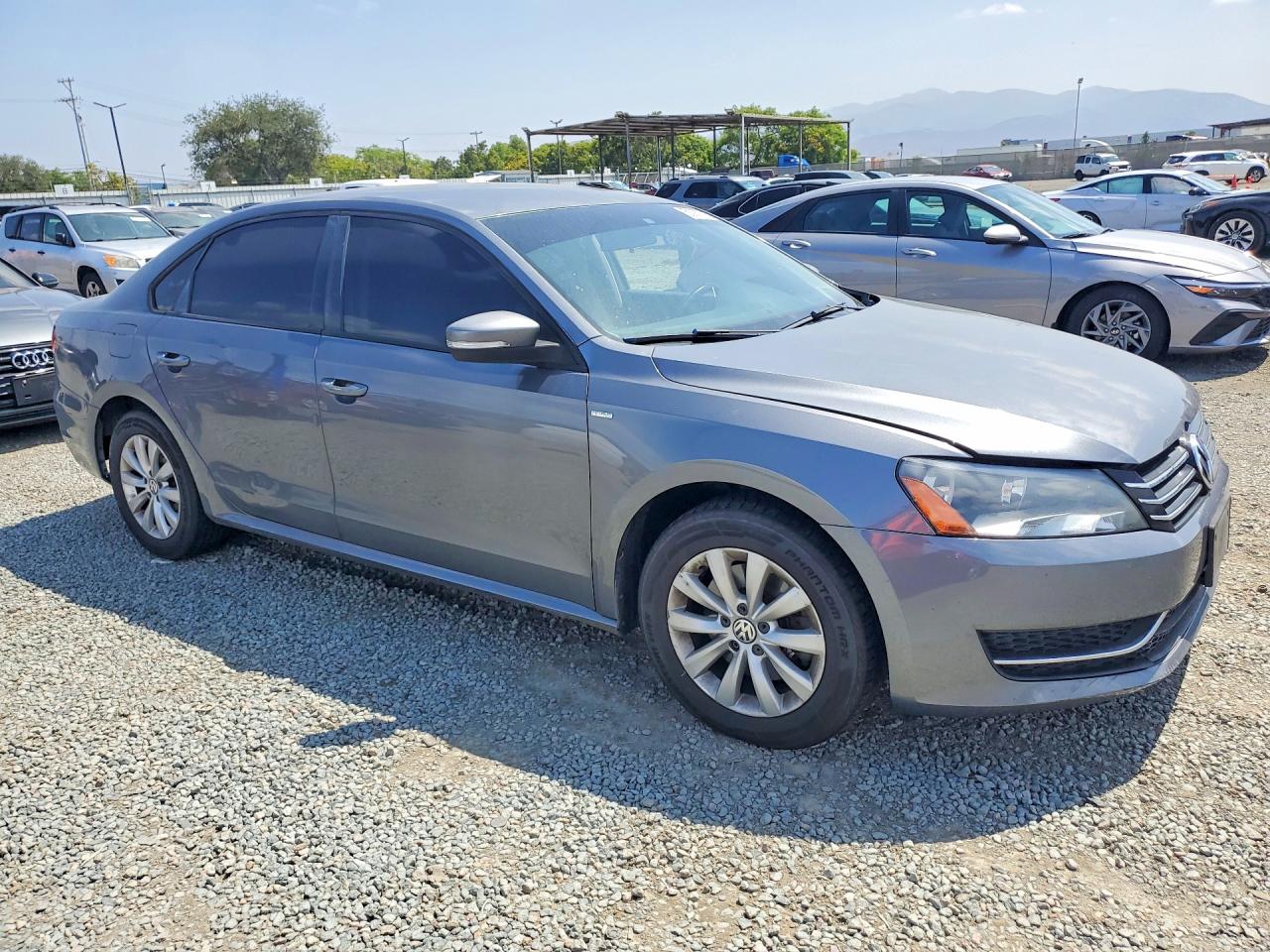 2014 Volkswagen Passat S Gray vin: 1VWAT7A38EC070264