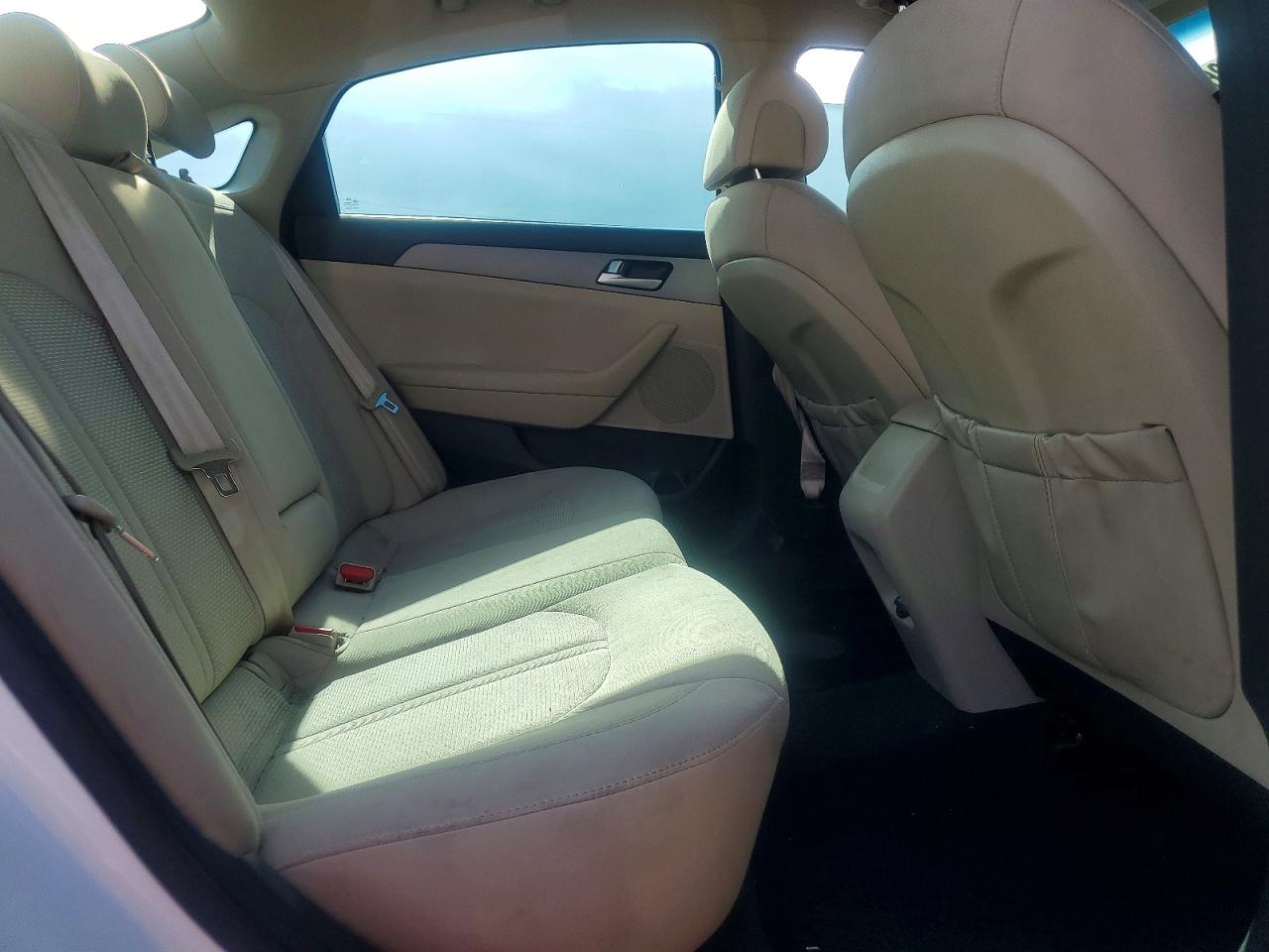 2015 Hyundai Sonata Se Белый vin: 5NPE24AF7FH148135