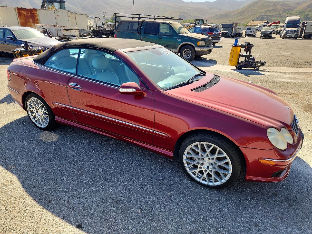 2004 Mercedes-benz Clk 500 Red vin: WDBTK75G14T005040