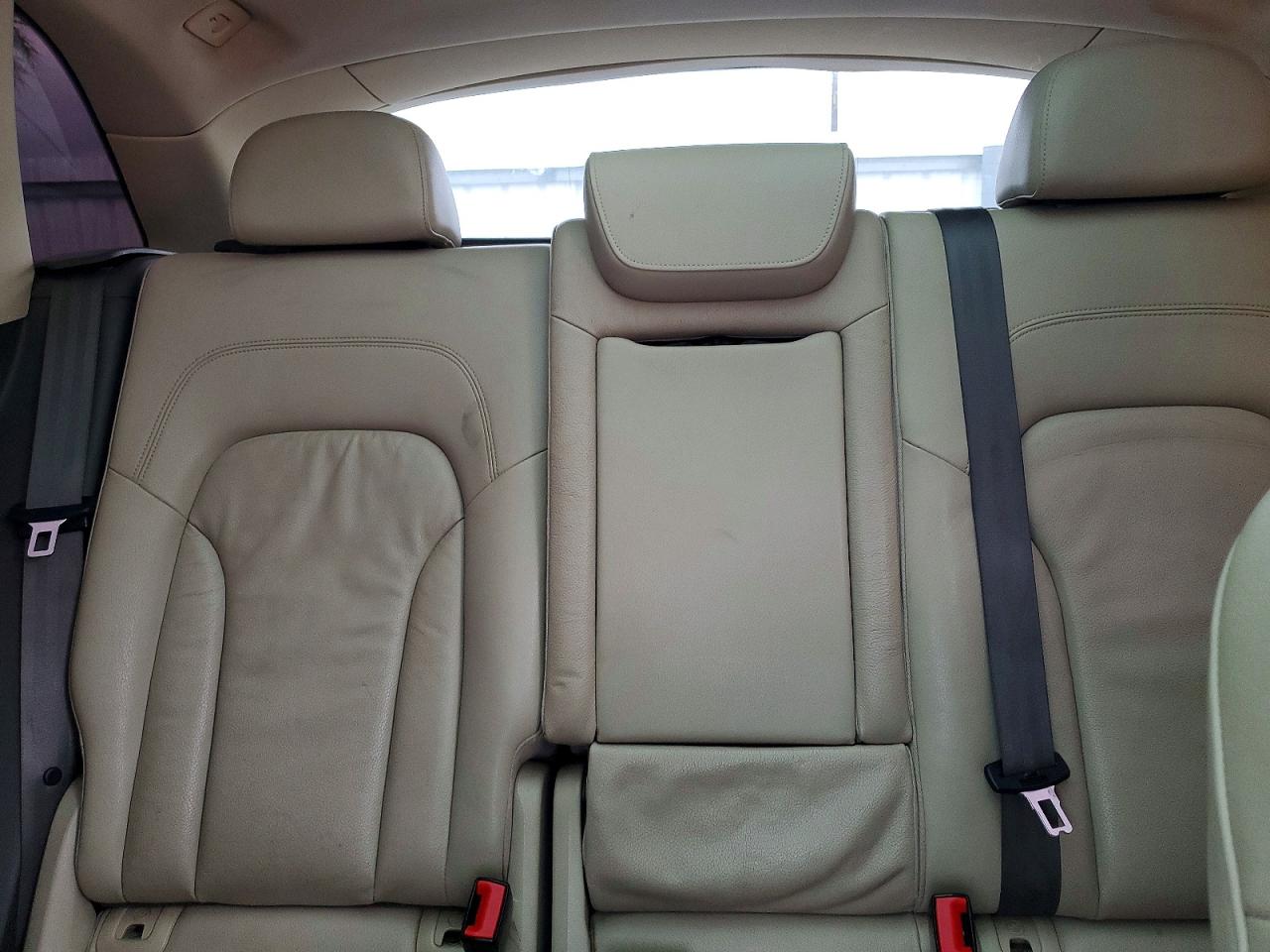 2014 Audi Q5 Premium Plus Белый vin: WA1LFAFP4EA131031