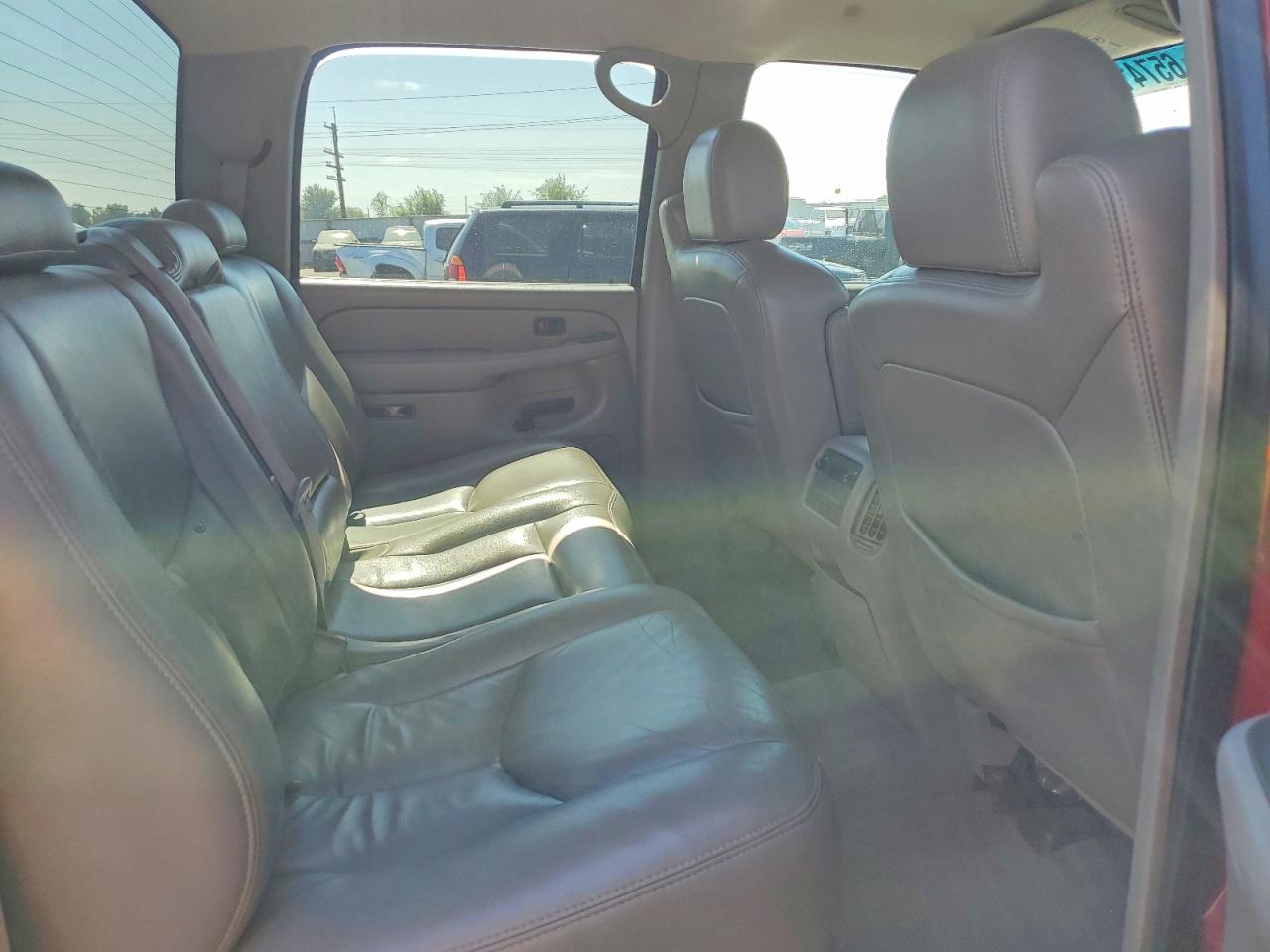 2005 Chevrolet Silverado K2500 Heavy Duty Burgundy vin: 1GCHK23U75F875071