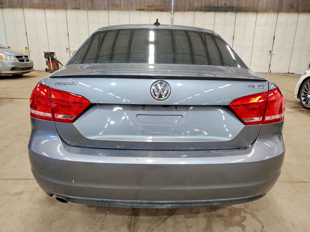 2014 Volkswagen Passat Se Gray vin: 1VWBS7A3XEC035703