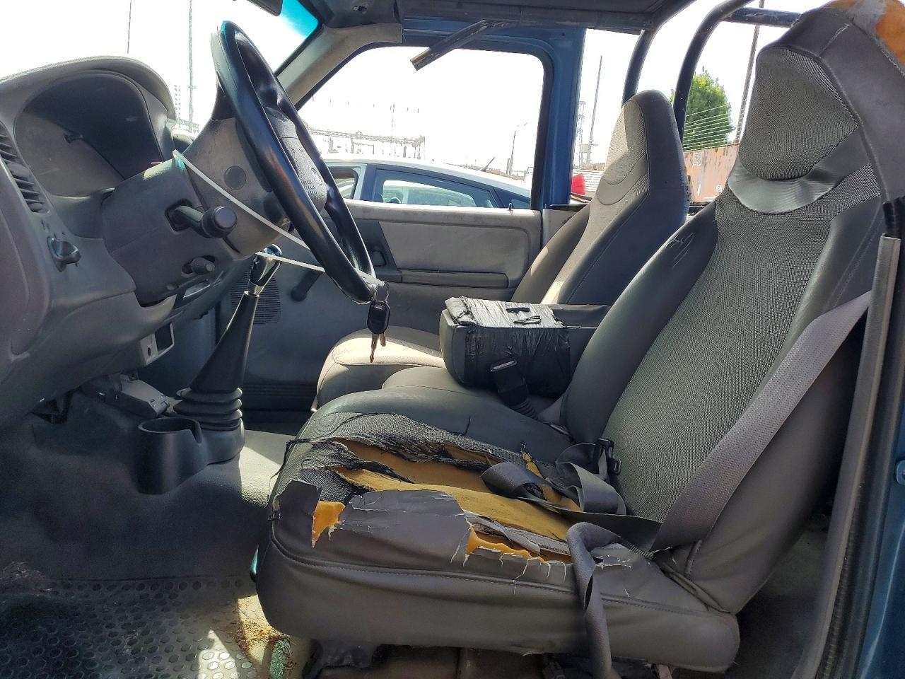 2001 Ford Ranger Blue vin: 1FTYR10U41PA26451