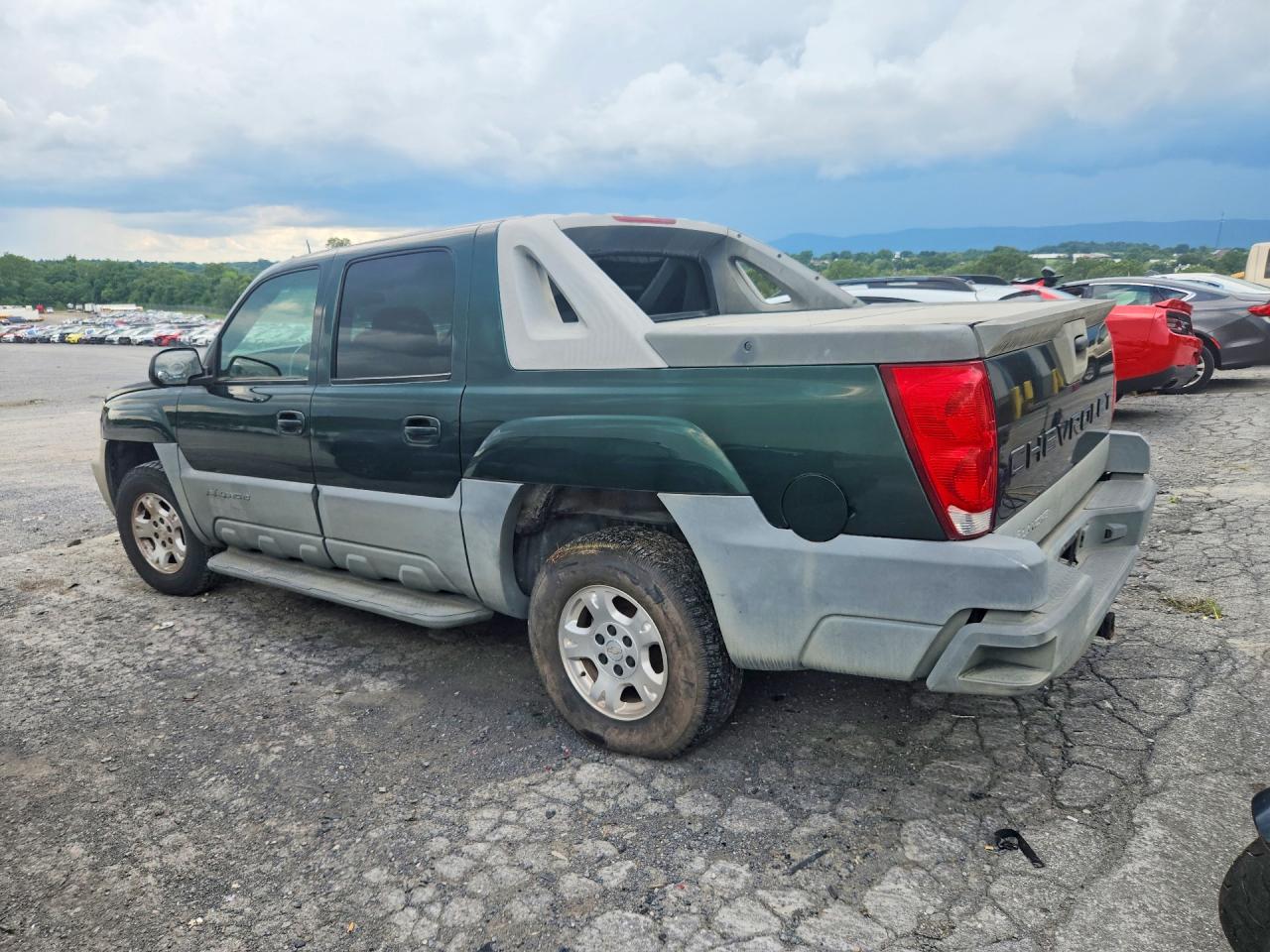 2002 Chevrolet Avalanche K1500 Green vin: 3GNEK13T62G172924