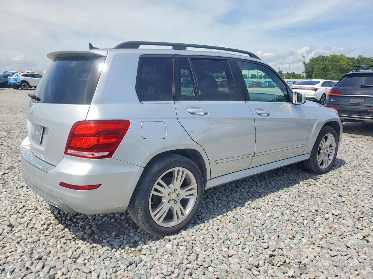 2014 Mercedes-benz Glk 350 Silver vin: WDCGG5HB0EG188721