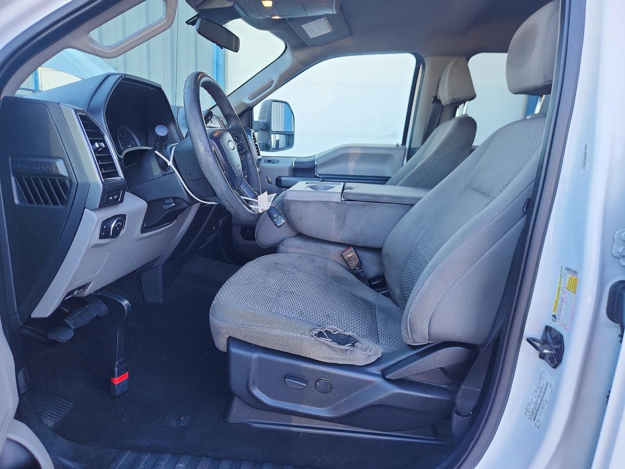 2021 Ford F250 Super Duty White vin: 1FT7W2BT1MED72780