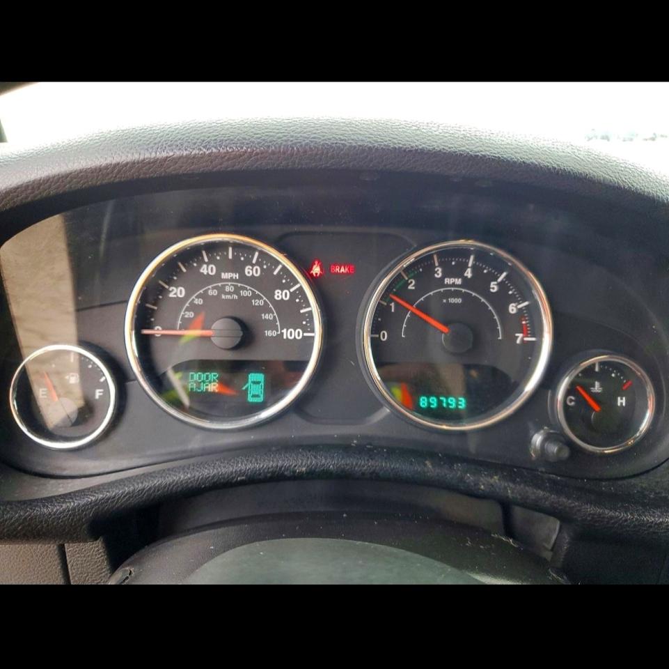 2014 Jeep Wrangler Unlimited Sport Оранжевый vin: 1C4BJWDG4EL195929