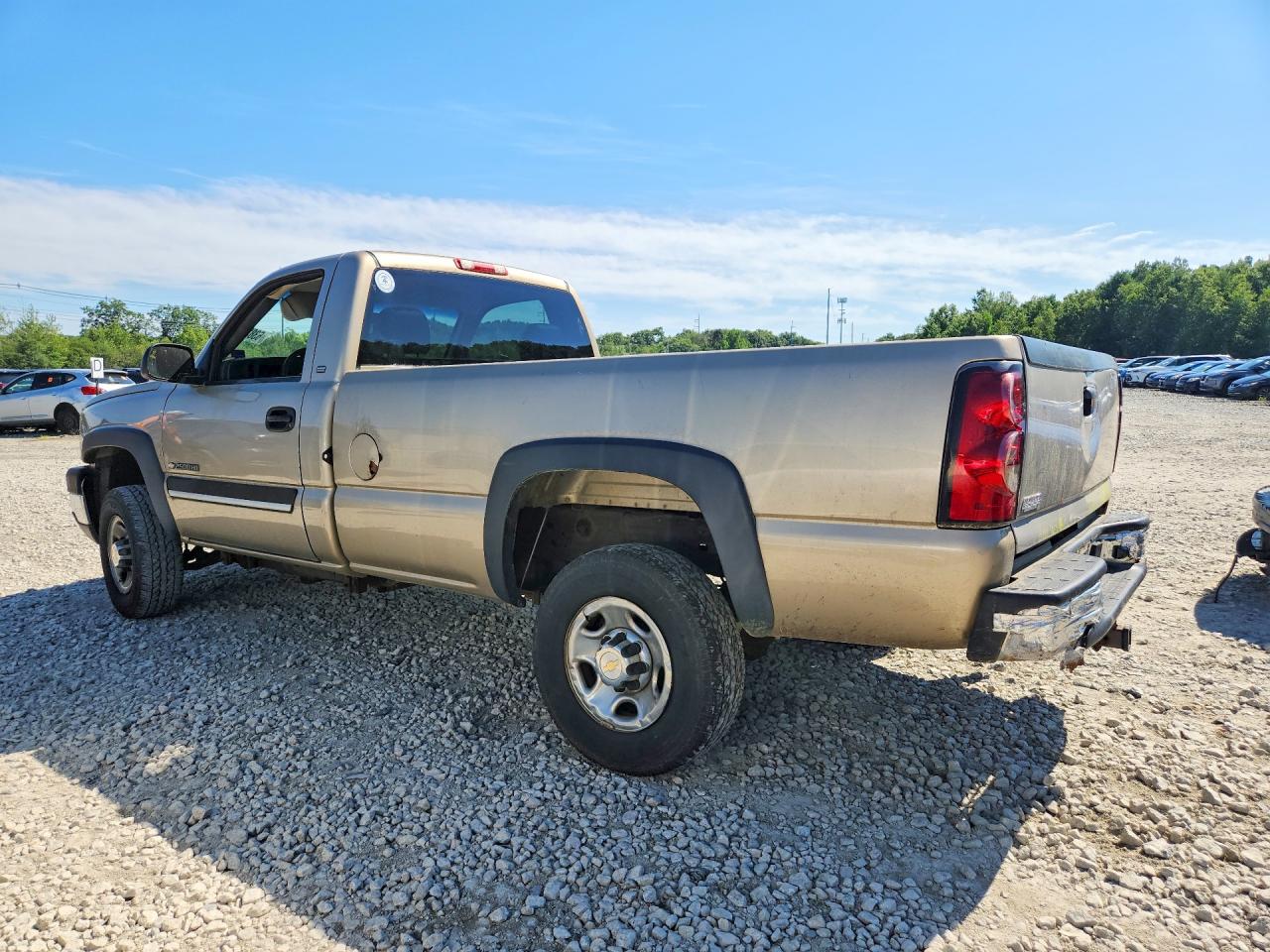 2004 Chevrolet Silverado C2500 Heavy Duty Brown vin: 1GCHC24U84E229179