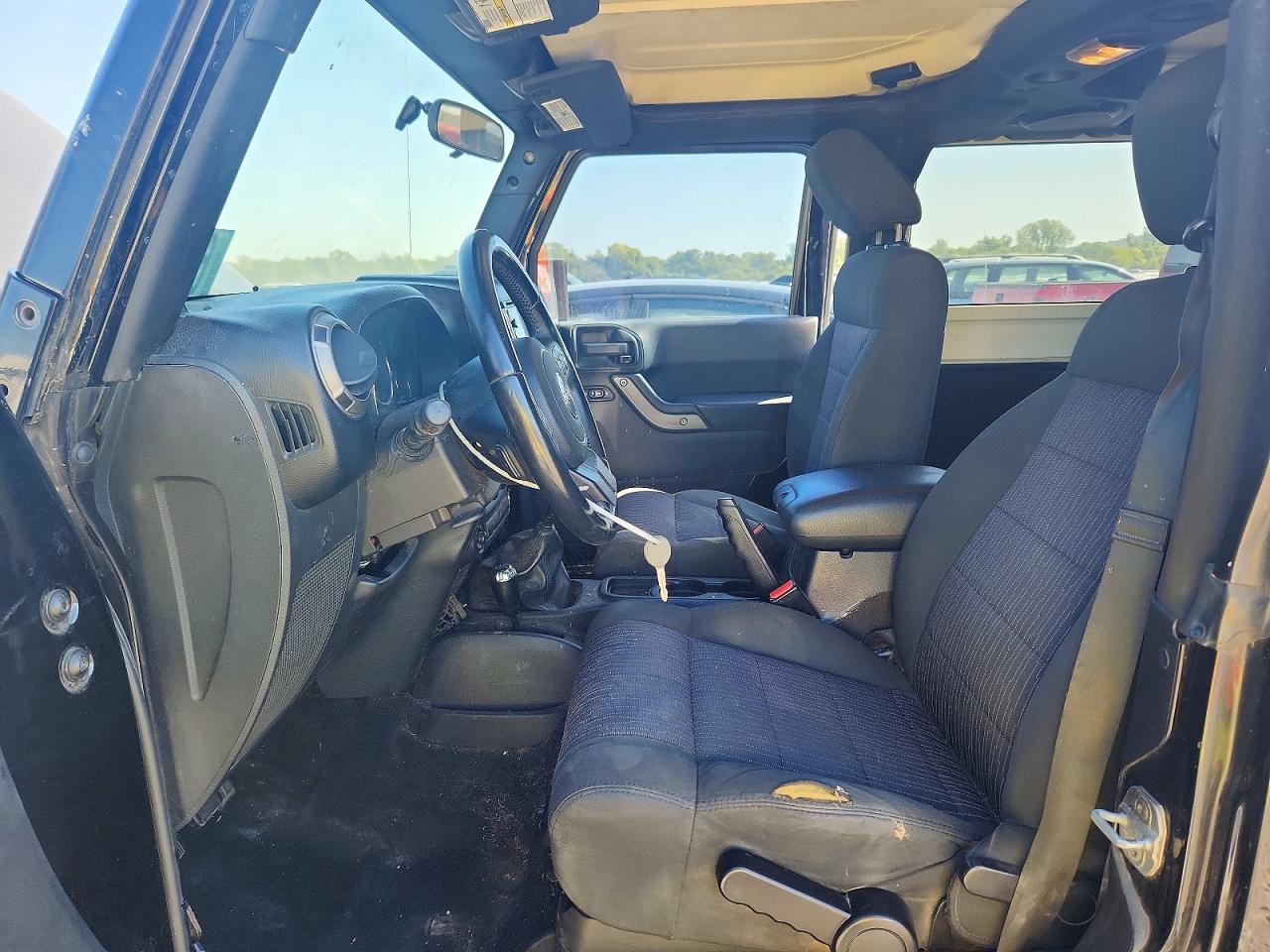 2011 Jeep Wrangler Sport Black vin: 1J4AA2D11BL550898
