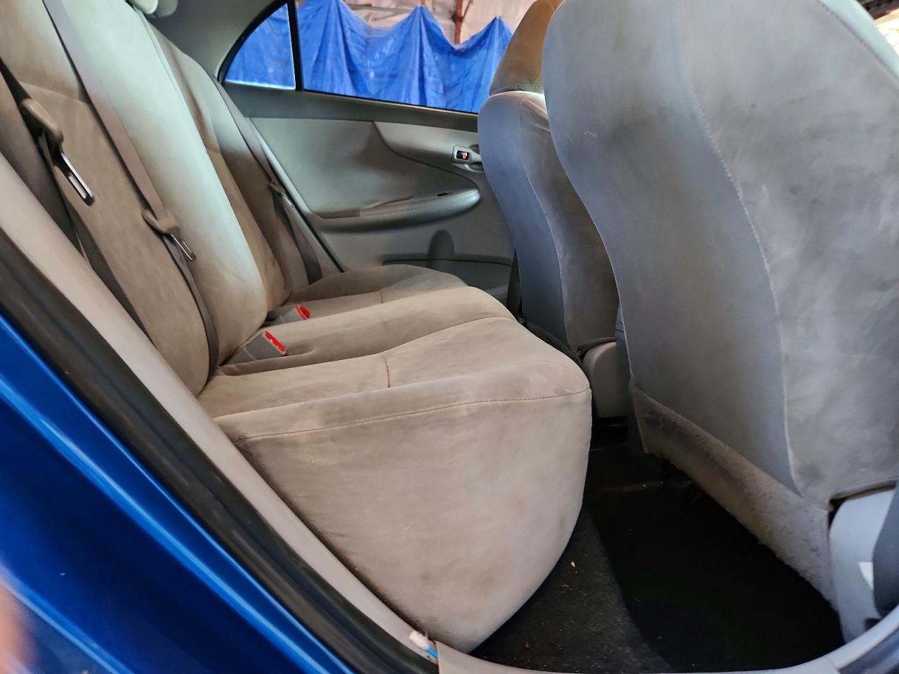 2009 Toyota Corolla Le Blue vin: JTDBL40E39J031687