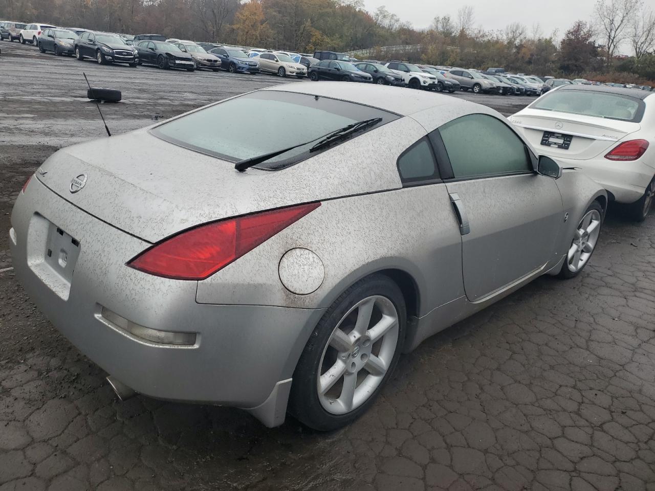 2003 Nissan 350z Coupe Серебряный vin: JN1AZ34E33T011923