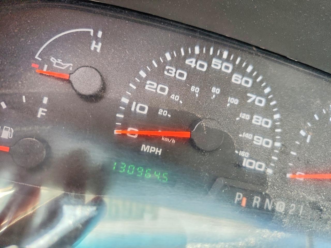 2004 Ford F250 White vin: 1FDNF20L34ED17768