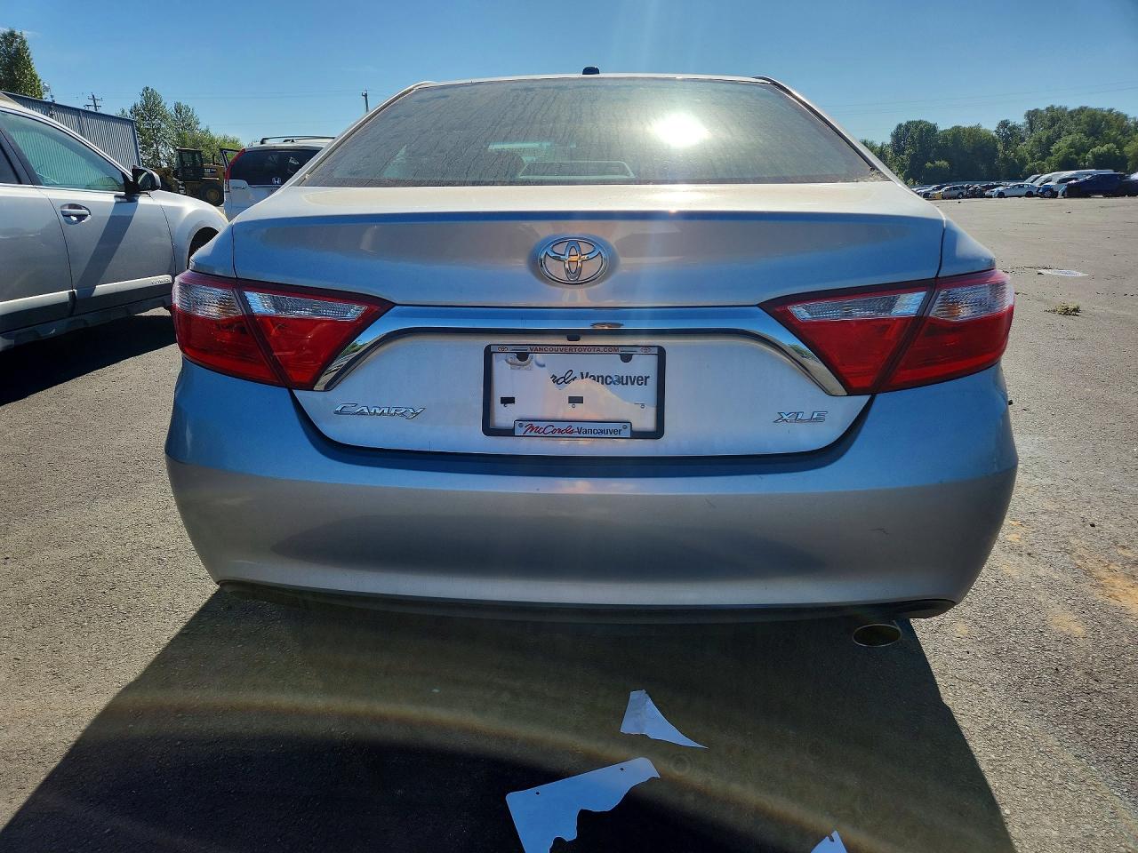2015 Toyota Camry Xle Silver vin: 4T4BF1FK8FR507690