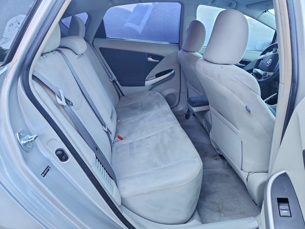 2010 Toyota Prius Ii Silver vin: JTDKN3DU2A1013613